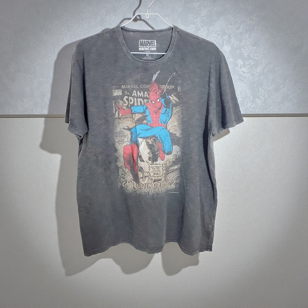 Marvel The Amazing Spider-Man Comic Book Cover T-shirt size Large